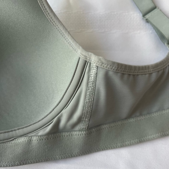 Lululemon | Run Times Bra, High Support | Size 34C - Picture 12 of 15